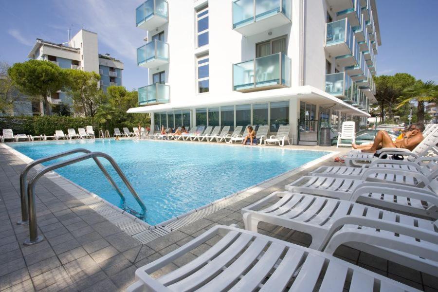 Residence Bristol Bibione Zewnętrze zdjęcie